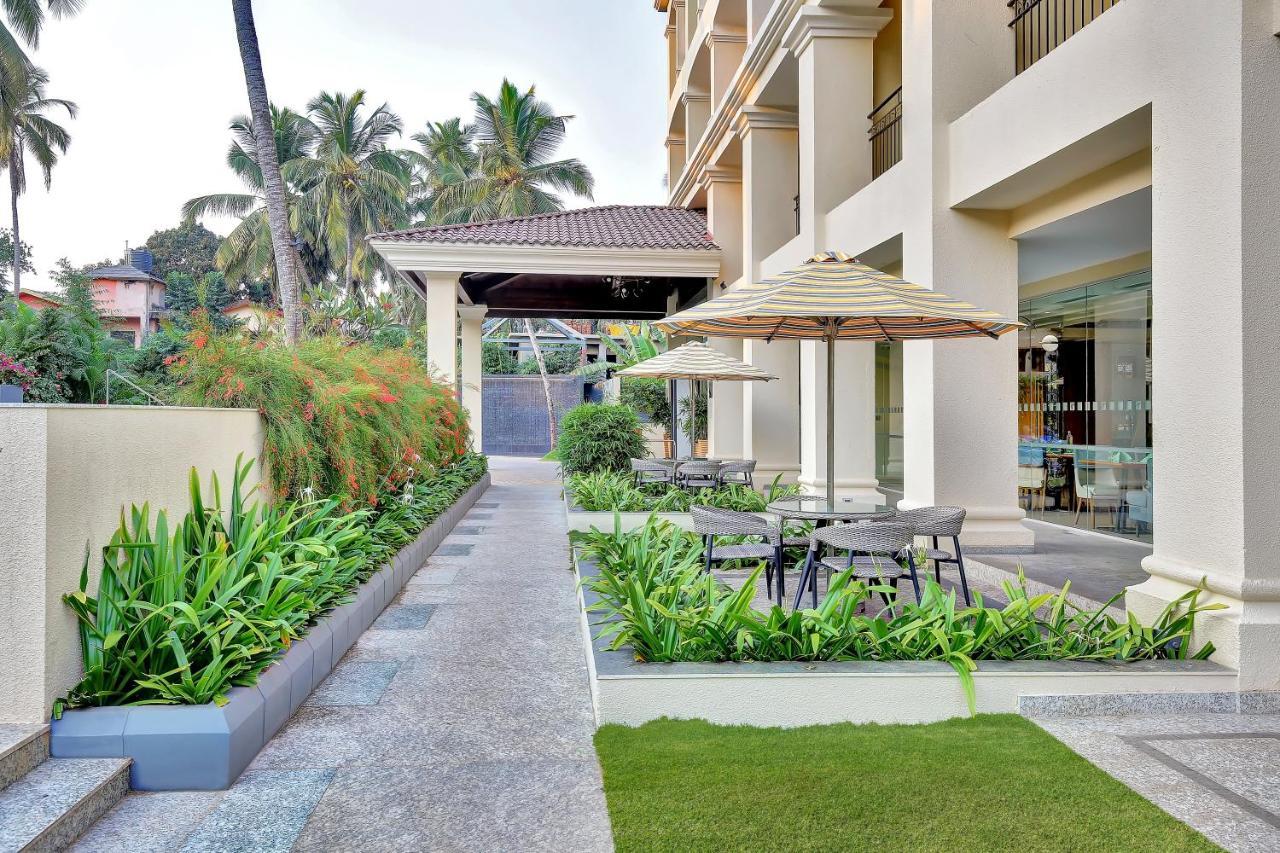 Holiday Inn Goa Candolim Exterior foto